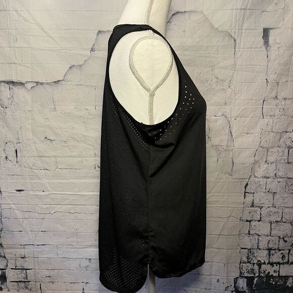 Daisy Fuentes tank top - Picture 2 of 5